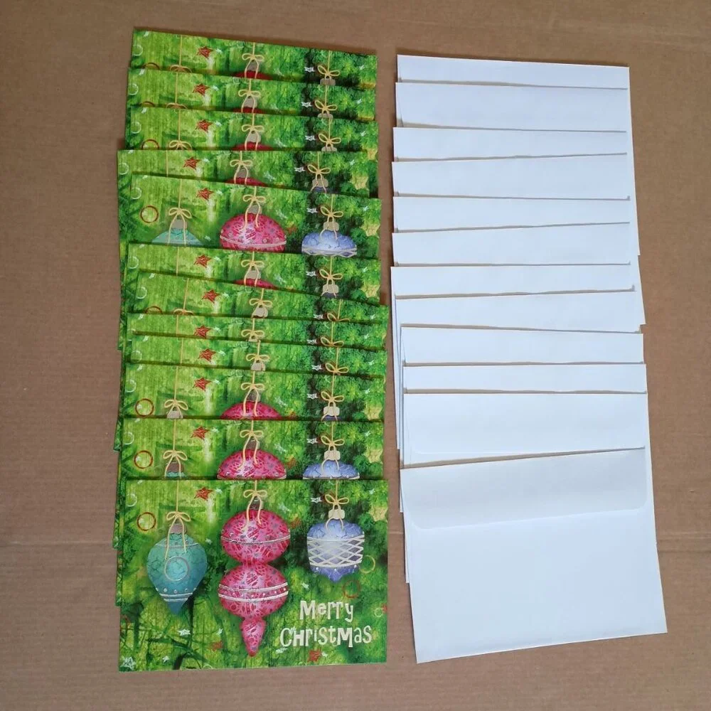 unused vintage Y2K Christmas greeting cards 12 pack with envelopes